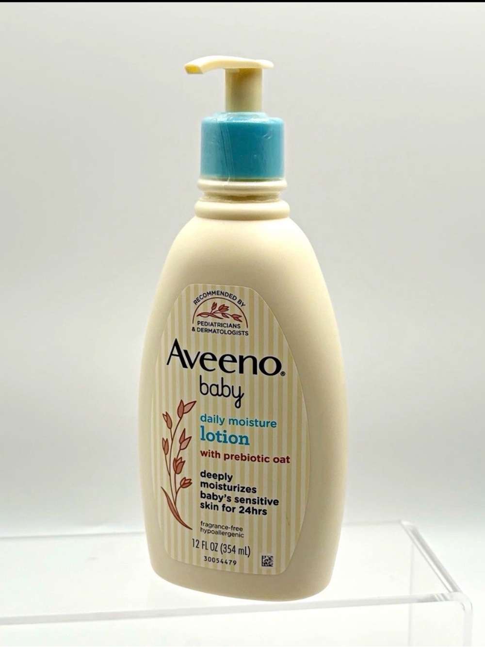 Aveeno Baby Daily Moisture Lotion — Cream Bottle with Blue Pump